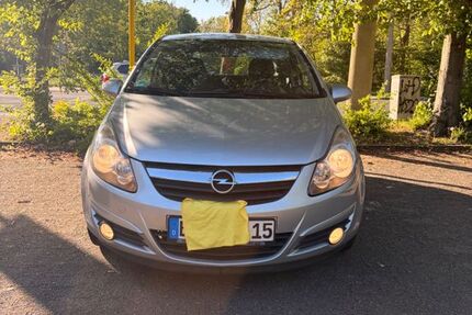Opel Corsa 196.366 km 2.200 &euro; Bottrop 46242