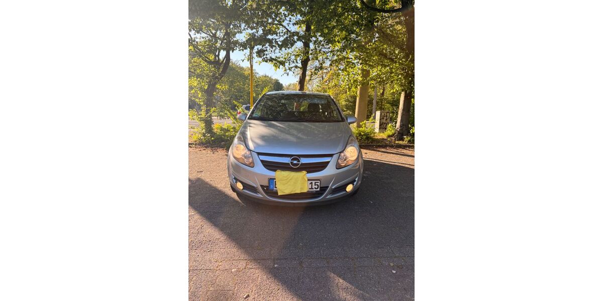 Opel Corsa 196.366 km 2.200 &euro; Bottrop 46242