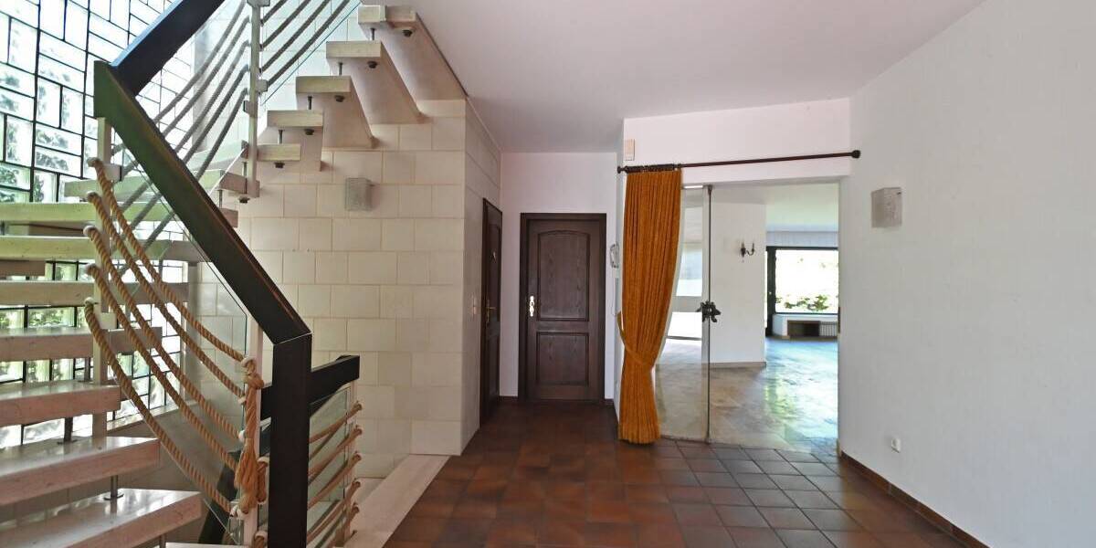 Einfamilienhaus Essen Rellinghausen - 7 Zimmer, 275 m&sup2;, 940.000&euro; | Angebot:26499111
