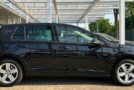 VW Golf 95.000 km 9.950 &euro; Dinslaken 46539