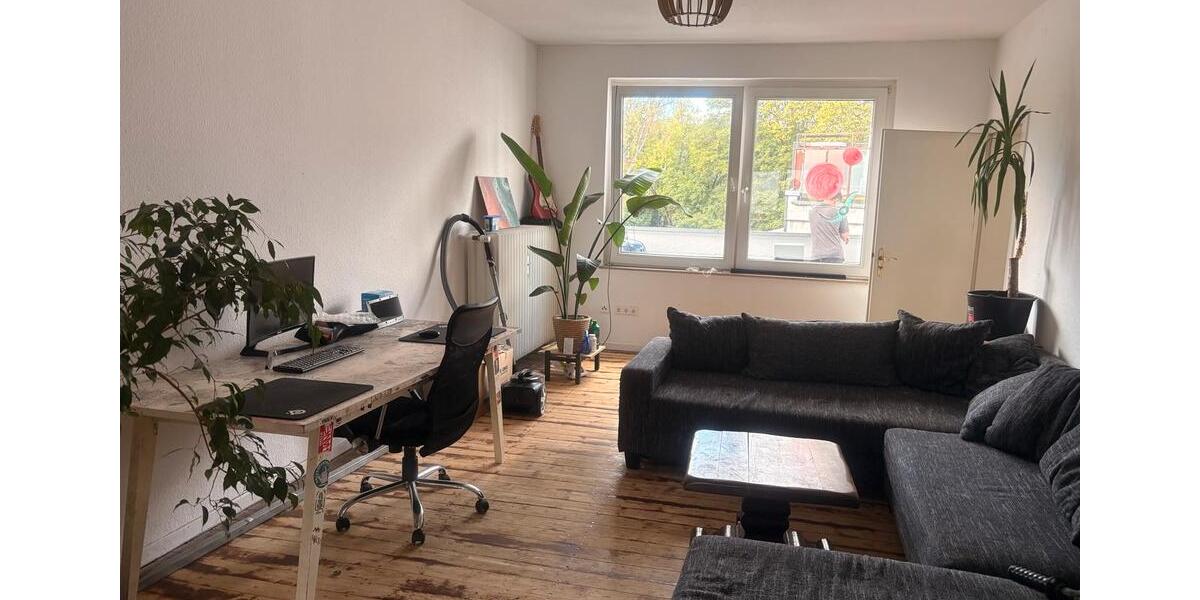 Etagenwohnung Bochum - 4 Zimmer, 130 m&sup2;, 1.100&euro; | Angebot:27594072