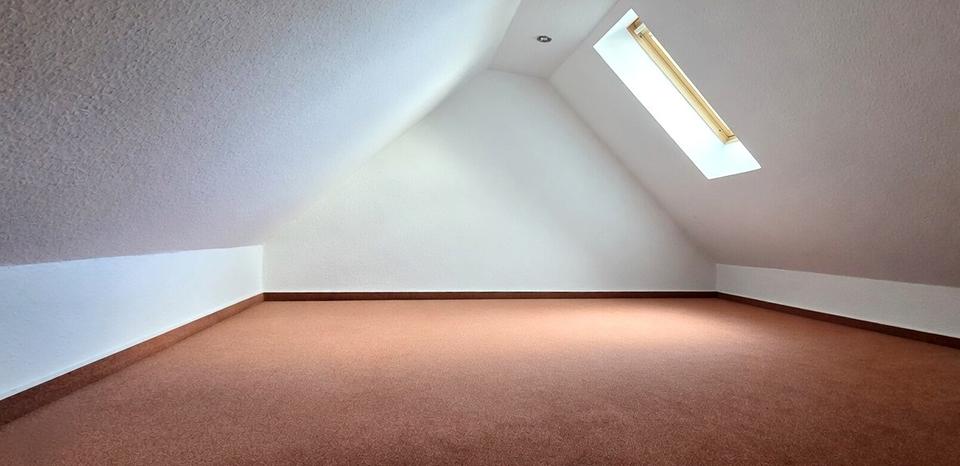 Dachgeschoßwohnung Bochum Bochum-Nord - 2.5 Zimmer, 72 m&sup2;, 680&euro; | Angebot:26459516