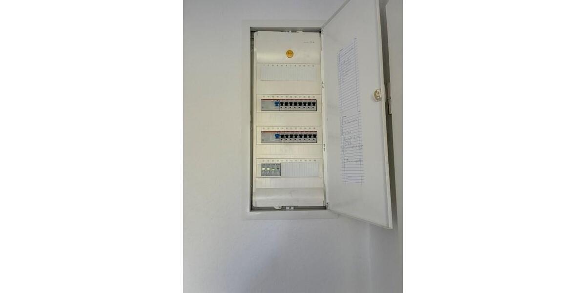 Dachgeschoßwohnung Gelsenkirchen Gelsenkirchen-Mitte - 2 Zimmer, 51 m&sup2;, 411&euro; | Angebot:26287799