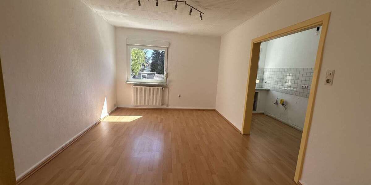 Etagenwohnung Recklinghausen Süd - 2.5 Zimmer, 65 m&sup2;, 380&euro; | Angebot:26978884