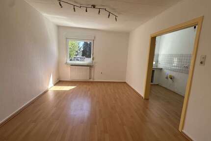 Wohnung Recklinghausen Süd - 2.5 Zimmer, 65 m&sup2;, 380&euro; | Angebot:26978884