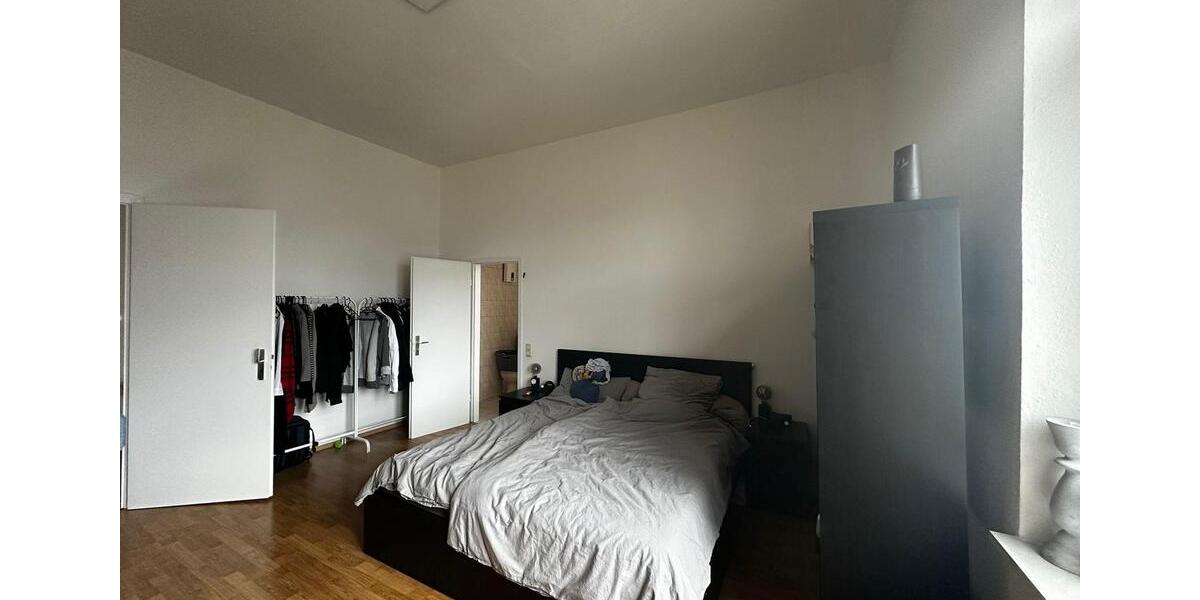 Etagenwohnung Bochum Günnigfeld - 4 Zimmer, 140 m&sup2;, 894&euro; | Angebot:26479417