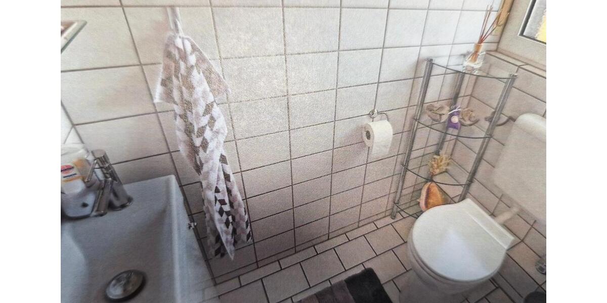Etagenwohnung Voerde (Niederrhein) - 4 Zimmer, 104 m&sup2;, 200.000&euro; | Angebot:27535033