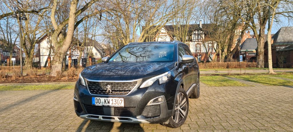 Peugeot 5008 136.000 km 17.500 &euro; Castrop-Rauxel 44577