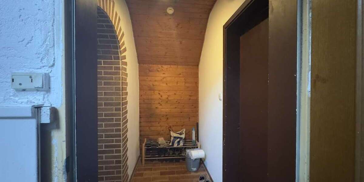 Charmante 2 Zimmer Wohnung mit Ausbaupotenzial in Herne - Dachgeschoßwohnung herne | Angebot:27671851