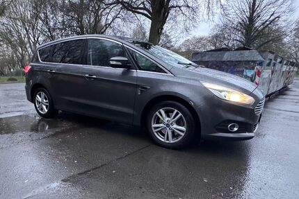 Ford S-Max 135.434 km 9.990 &euro; Dortmund 44328