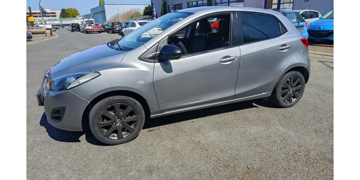 Mazda 2 176.000 km 3.990 &euro; Recklinghausen 45659