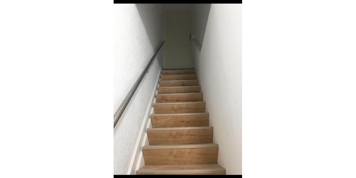 Dachgeschoßwohnung Gelsenkirchen Ückendorf - 3.5 Zimmer, 70 m&sup2;, 600&euro; | Angebot:27626810