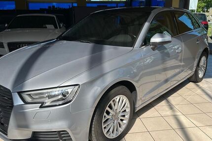 Audi A3 170.000 km 11.950 &euro; Waltrop 45731
