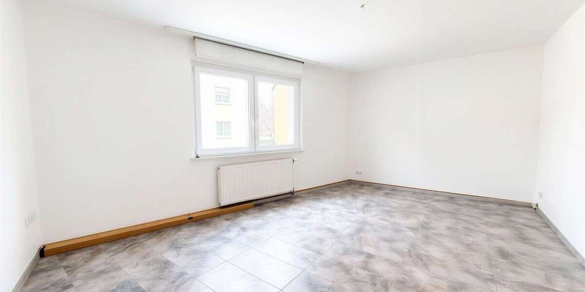 Attraktive 3,5-Zimmer-Erdgeschosswohnung mit Keller, Dachboden & optionaler Garage - Erdgeschoßwohnung Essen Stadtbezirk III | Angebot:27643187