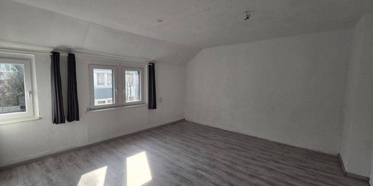 Etagenwohnung Dortmund Mitte - 5 Zimmer, 88 m&sup2;, 225.000&euro; | Angebot:26488027