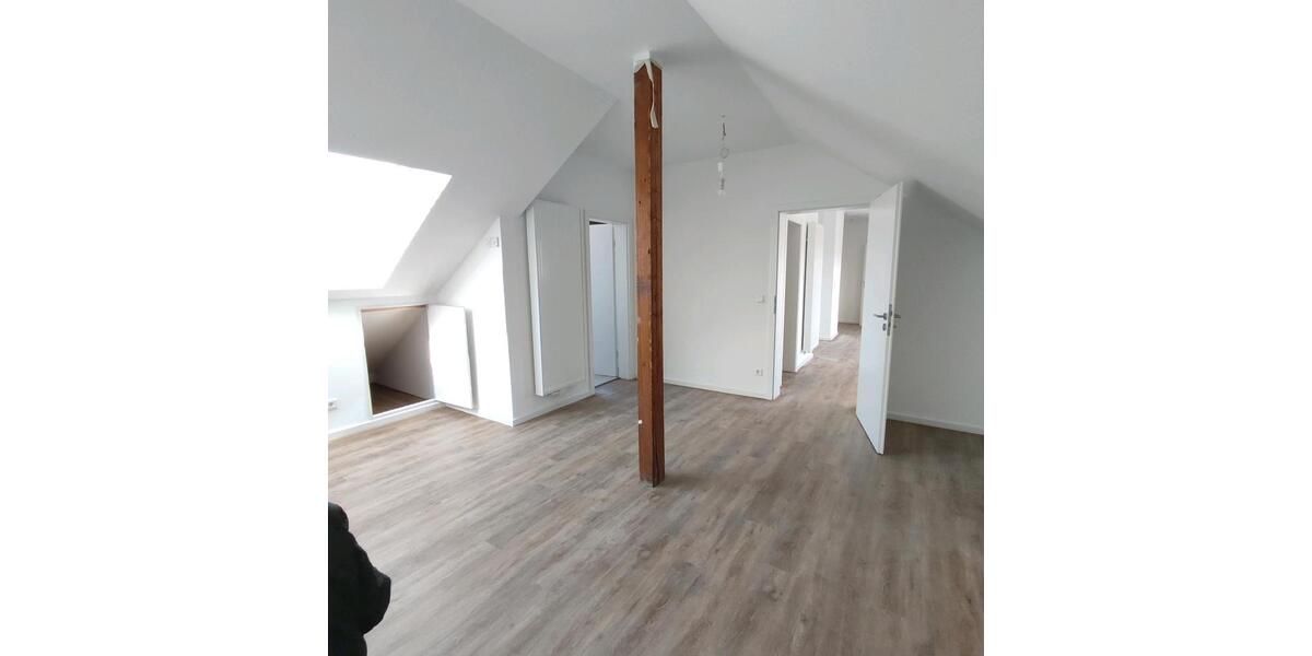 Dachgeschoßwohnung Borken - 2 Zimmer, 65 m&sup2;, 850&euro; | Angebot:26446356