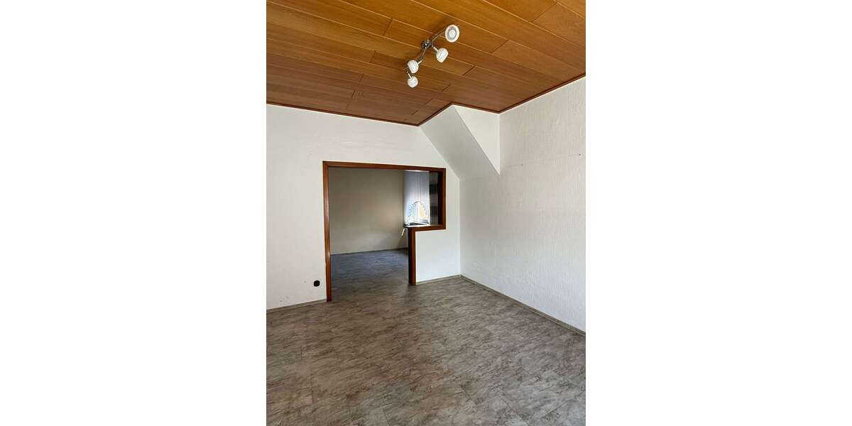 Einfamilienhaus Oer-Erkenschwick / Erkenschwick Erkenschwick - 8 Zimmer, 118 m&sup2;, 290.000&euro; | Angebot:27648420