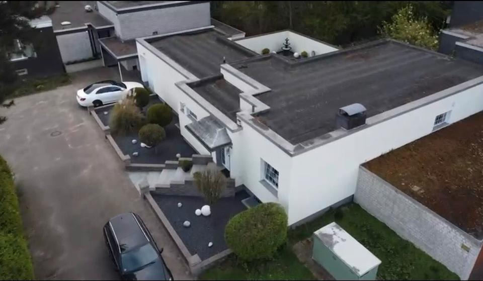 Bungalow Gelsenkirchen Gelsenkirchen-Mitte - 8 Zimmer, 250 m&sup2;, 2.150&euro; | Angebot:26107848