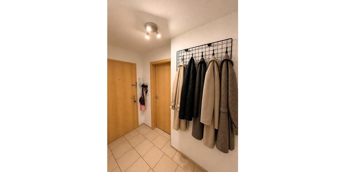 Dachgeschoßwohnung Dinslaken Hiesfeld - 3.5 Zimmer, 75 m&sup2;, 805&euro; | Angebot:26441352