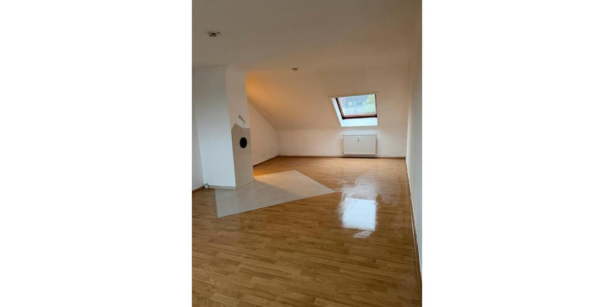 Dachgeschoßwohnung Oberhausen Alsfeld - 3 Zimmer, 60 m&sup2;, 650&euro; | Angebot:26152417