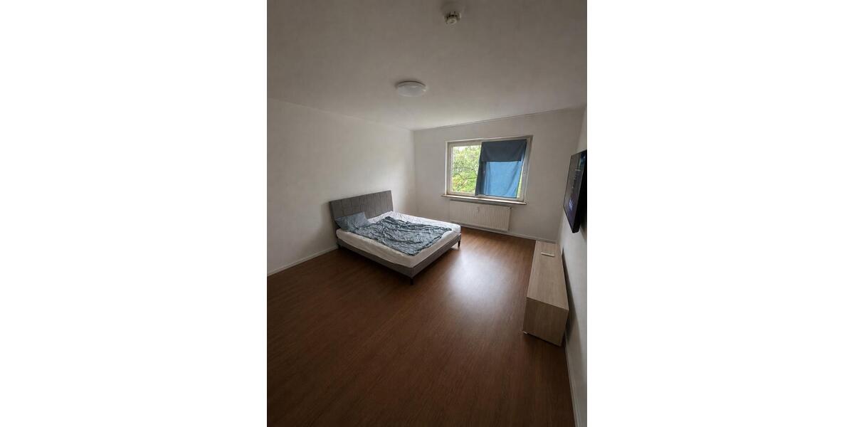 Etagenwohnung Oberhausen - 2 Zimmer, 63 m&sup2;, 610&euro; | Angebot:27623995
