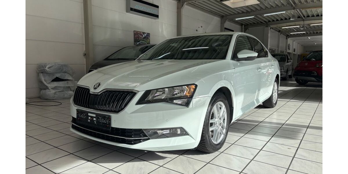 Skoda Superb 100.000 km 14.900 &euro; Essen - Karnap 45329