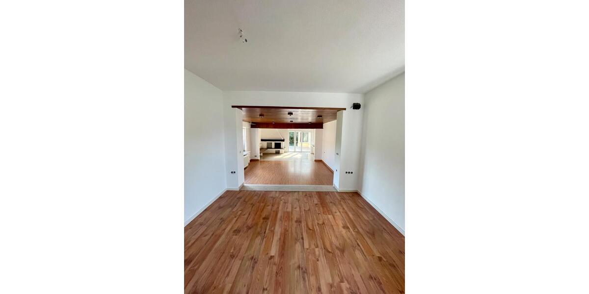 Doppelhaushälfte Borken - 6 Zimmer, 148 m&sup2;, 1.450&euro; | Angebot:27614990