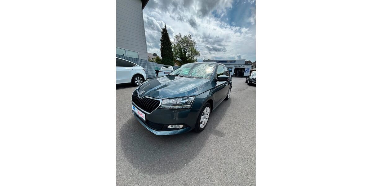 Skoda Fabia 68.200 km 12.900 &euro; Bochum 44803