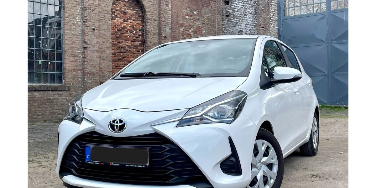 Toyota Yaris 28.753 km 12.500 &euro; Mülheim 45468