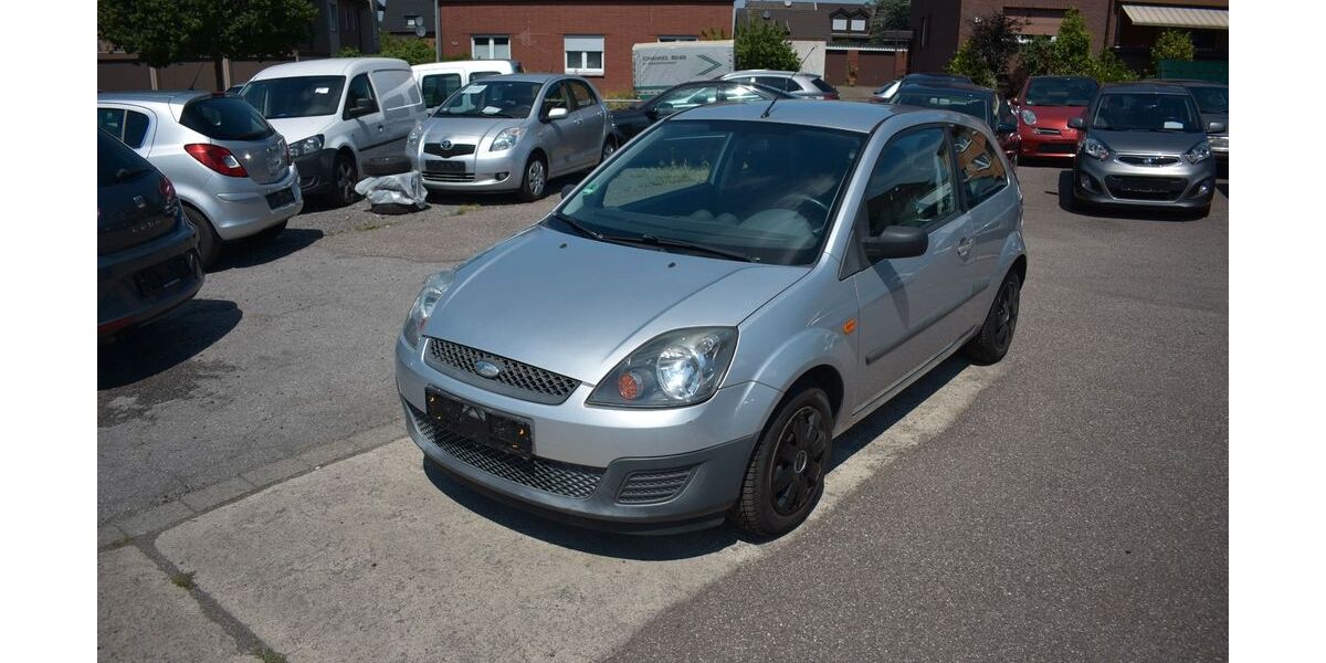 Ford Fiesta 59.500 km 2.880 &euro; Oberhausen 46145