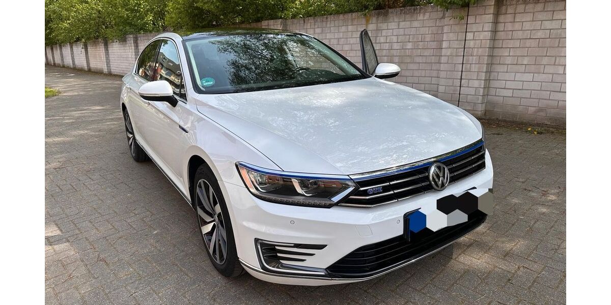 VW Passat 171.000 km 14.900 &euro; Bottrop 46240