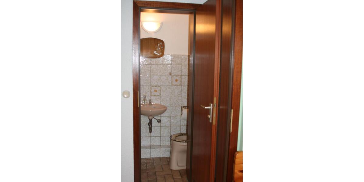 Dachgeschoßwohnung Bochum Eppendorf - 3.5 Zimmer, 82 m&sup2;, 660&euro; | Angebot:25294051
