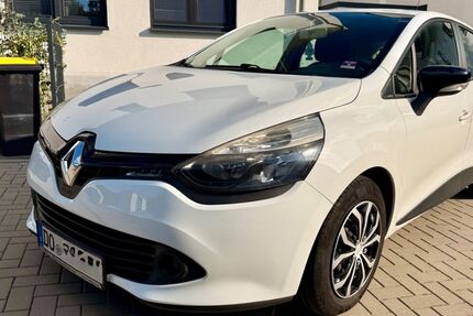 Renault Clio 138.336 km 5.100 &euro; Dortmund 44369