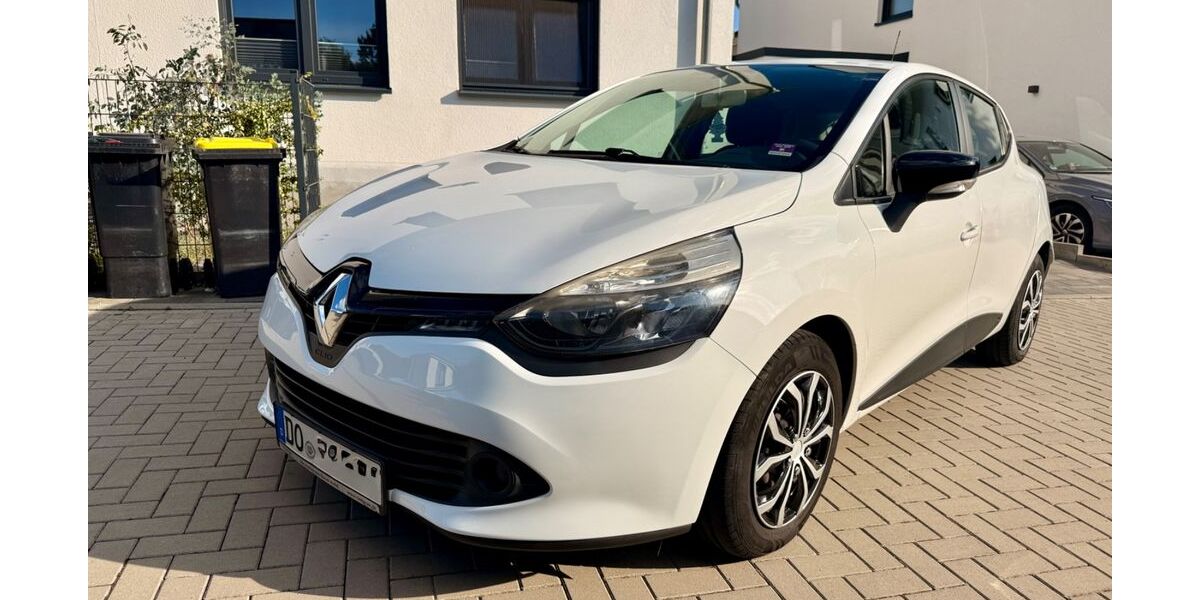 Renault Clio 138.336 km 5.100 &euro; Dortmund 44369
