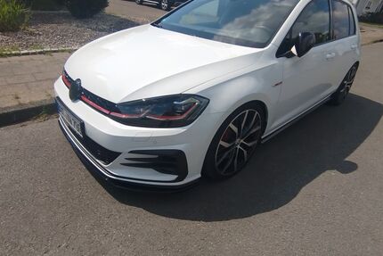 VW Golf 43.500 km 21.300 &euro; Bottrop 46242