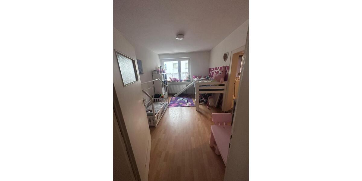 Etagenwohnung Gelsenkirchen Gelsenkirchen-Mitte - 2 Zimmer, 63 m&sup2;, 438&euro; | Angebot:26459593
