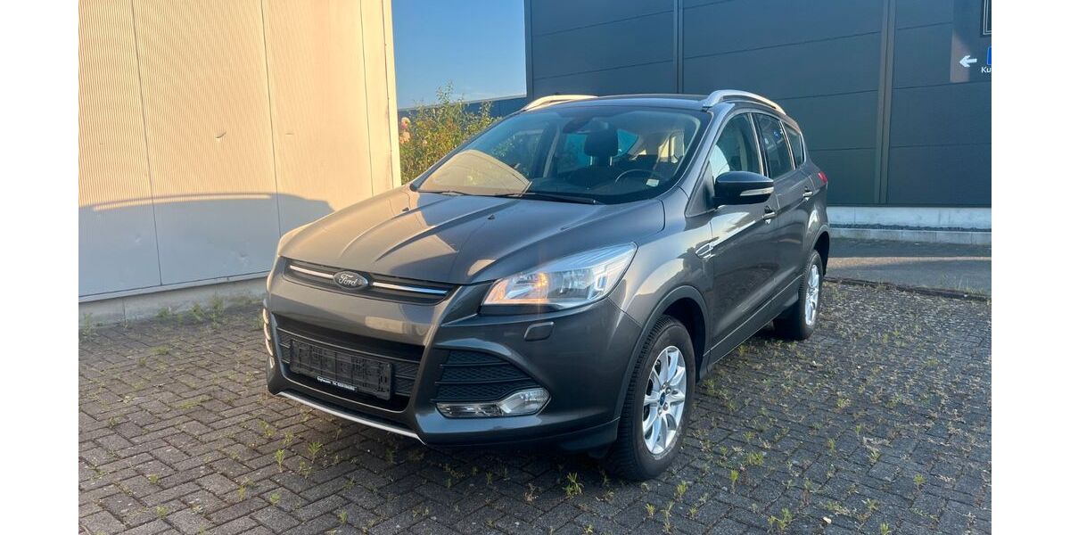 Ford Kuga 147.013 km 9.999 &euro; Dülmen 48249
