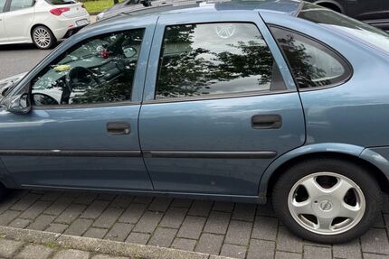 Opel Vectra 177.092 km 1.300 &euro; Essen 45141