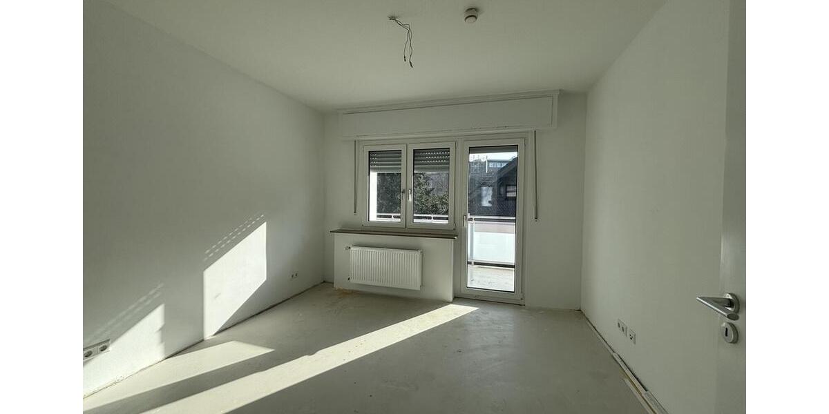Etagenwohnung Dinslaken - 5.5 Zimmer, 142 m&sup2;, 1.494&euro; | Angebot:26257208