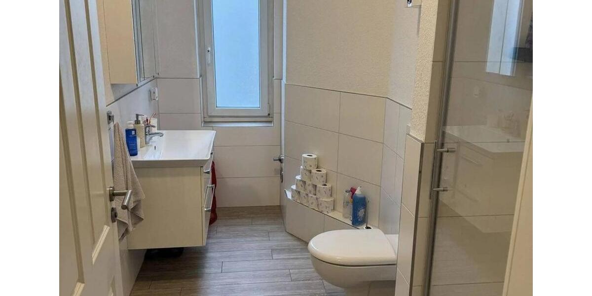 Etagenwohnung Bochum - 2 Zimmer, 63 m&sup2;, 640&euro; | Angebot:27625762
