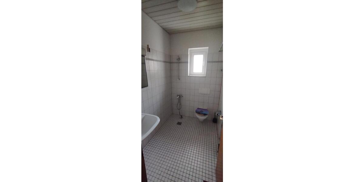 Erdgeschoßwohnung Essen Stadtbezirk VII - 2.5 Zimmer, 55 m&sup2;, 470&euro; | Angebot:26268779