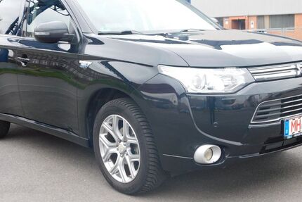 Mitsubishi Outlander 160.351 km 9.899 &euro; Mülheim 45473