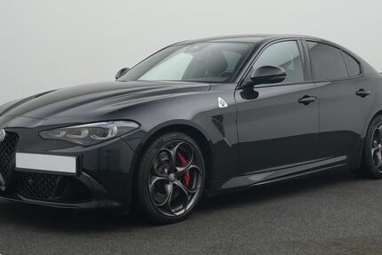 Alfa Romeo Giulia 13.500 km 69.320 &euro; Borken 46325
