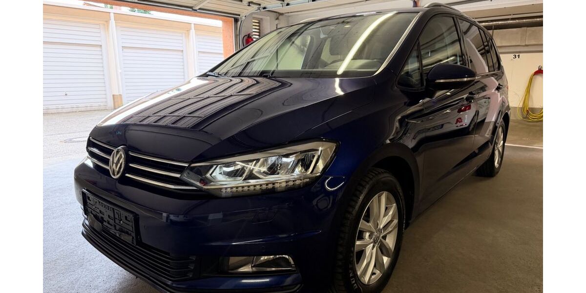 VW Touran 201.900 km 11.300 &euro; Dortmund 44269
