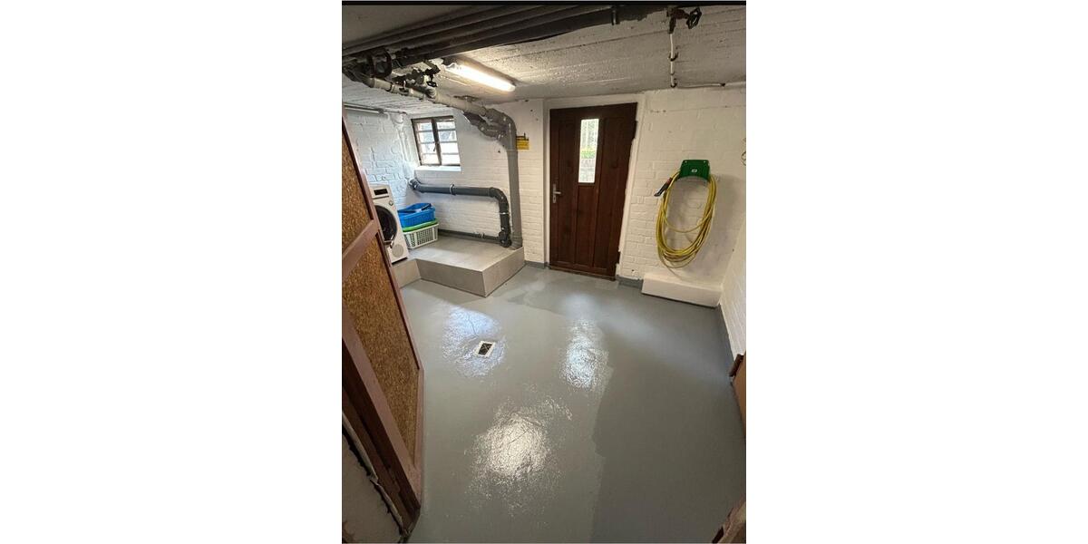 Mehrfamilienhaus, Wohnhaus Oberhausen Schmachtendorf - 8 Zimmer, 148 m&sup2;, 395.000&euro; | Angebot:26505737