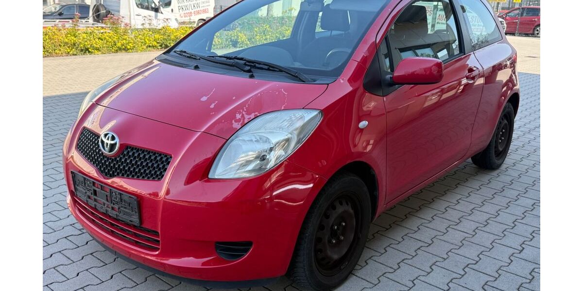Toyota Yaris 200.000 km 950 &euro; Gelsenkrichen 45884