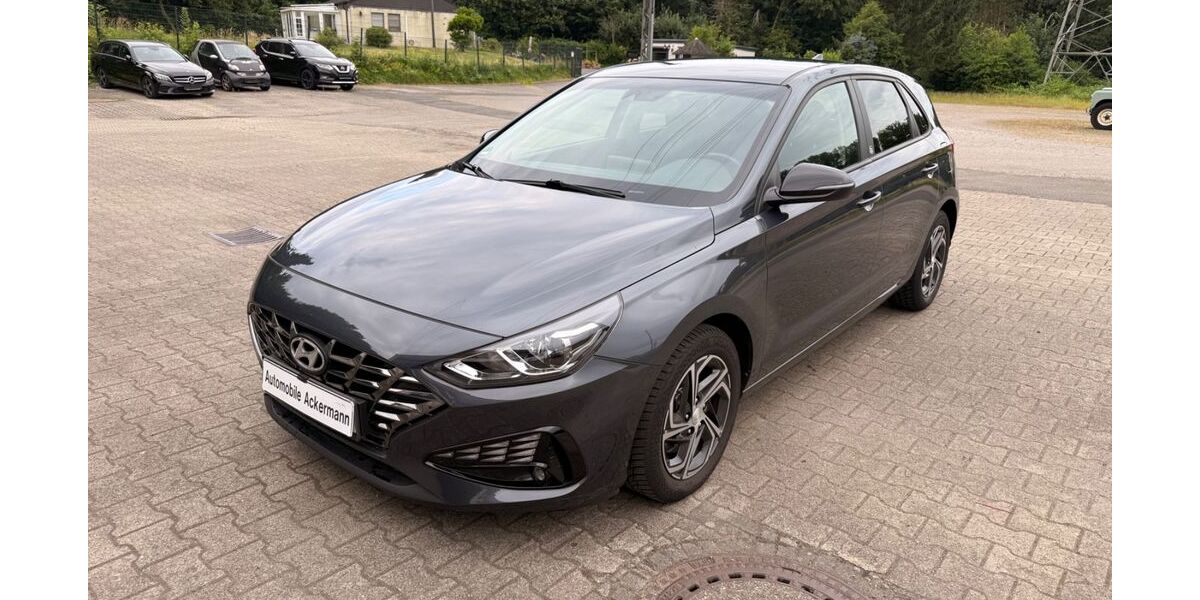 Hyundai i30 65.800 km 15.900 &euro; Bochum 44869