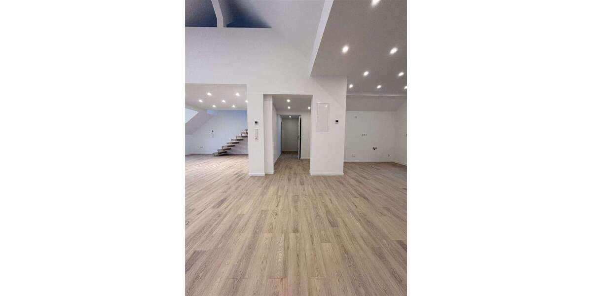 Etagenwohnung Gladbeck - 2.5 Zimmer, 120 m&sup2;, 1.190&euro; | Angebot:26573196