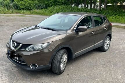 Nissan Qashqai 114.000 km 8.888 &euro; Dortmund 44139