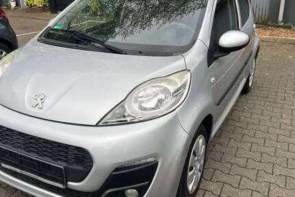 Peugeot 107 138.000 km 2.999 &euro; Gelsenkirchen 45899
